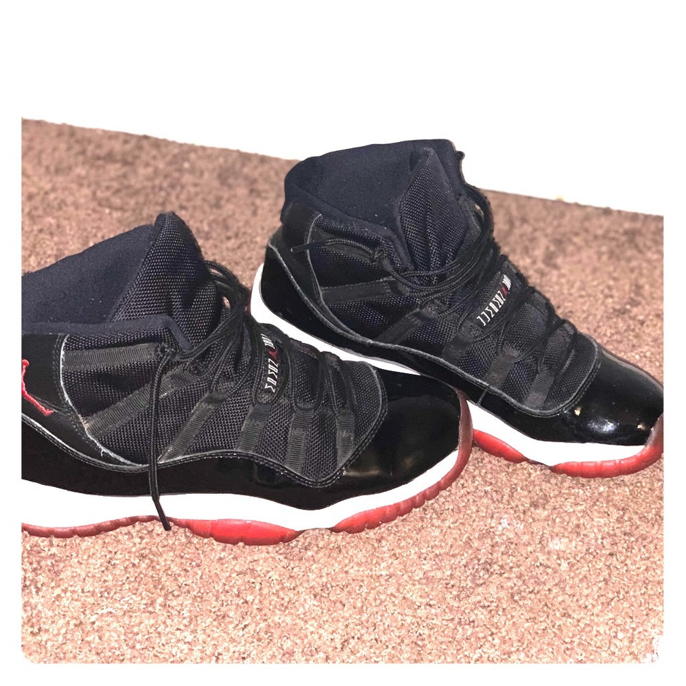 Jordan 11 Breds.